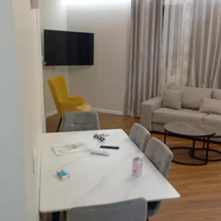 Appartamento Beachside Modern In *